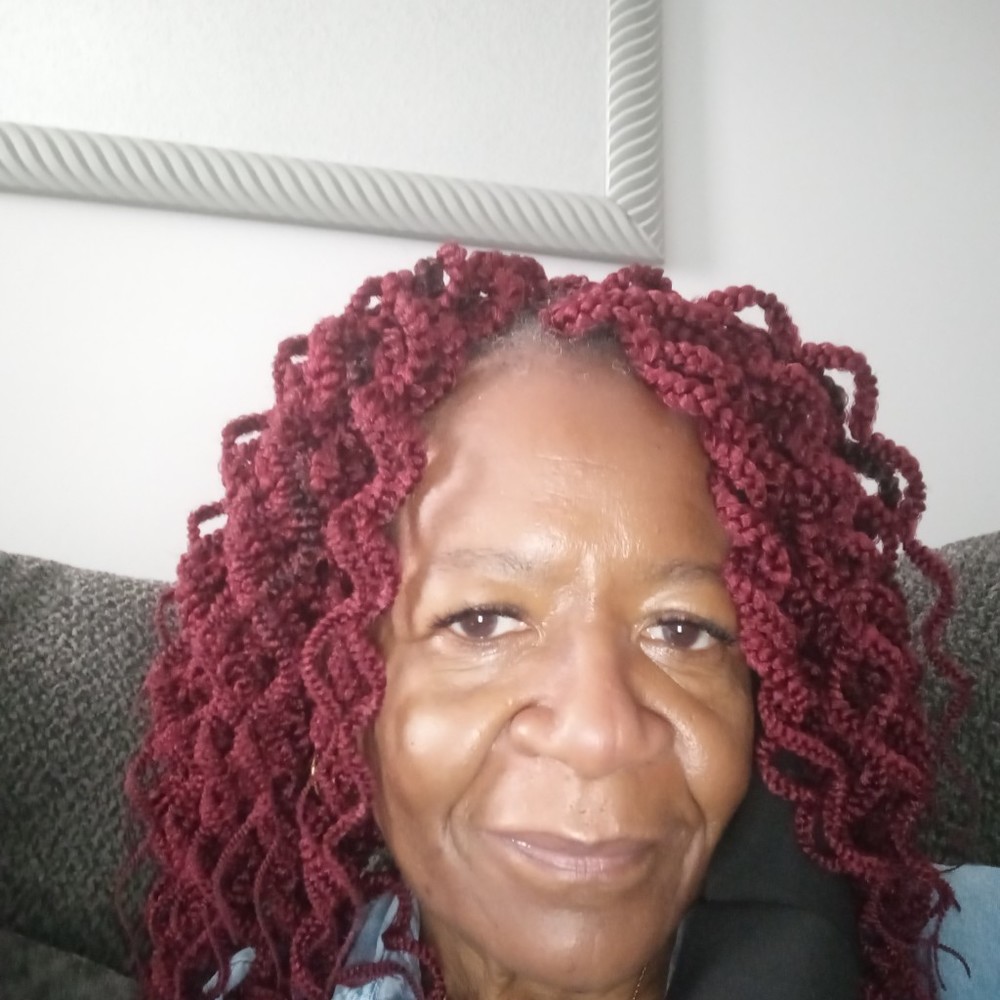 Meet your Posher, Beverly